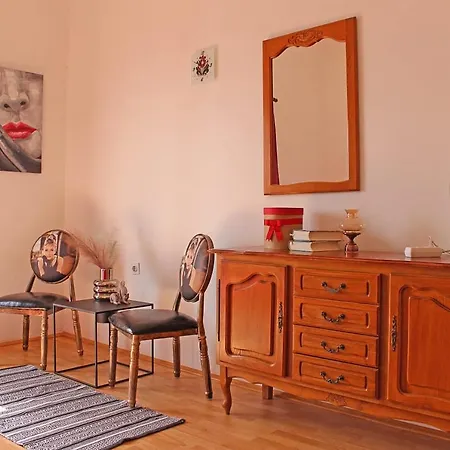 Gabriela Apartment