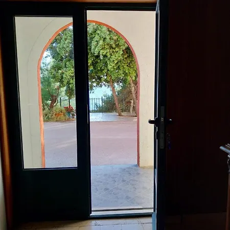 Gabriela * Drvenik (Split-Dalmatia)